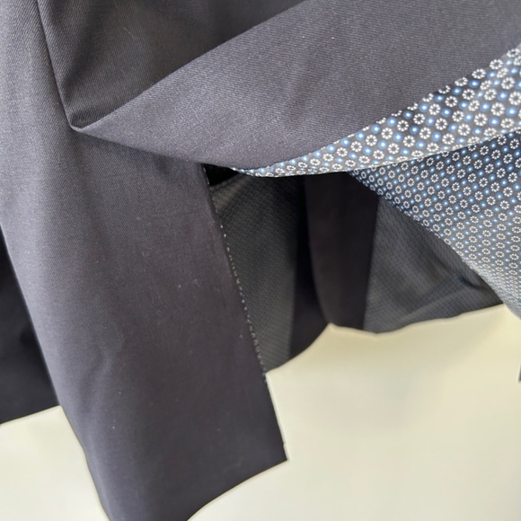 Horst Men's Blue Italian Blazer 98% Wool & 2% Elastaine Size CAD 44R - Picture 3 of 12